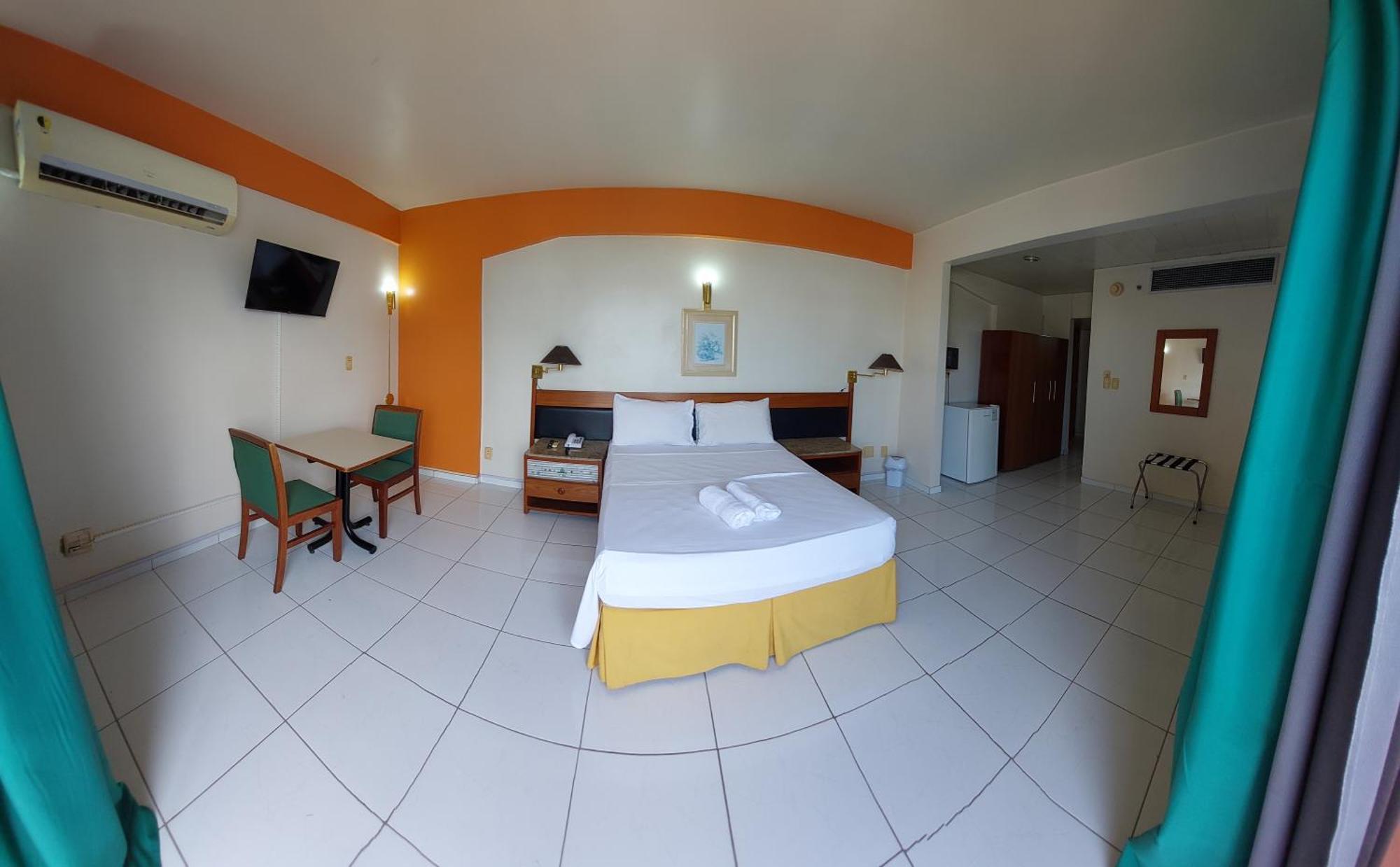 Hotel Taj Mahal 3*