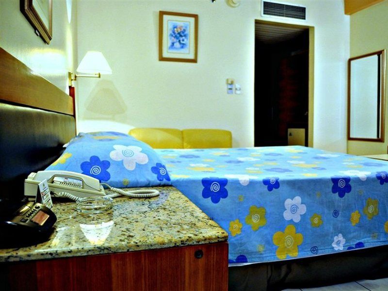 Hotel Taj Mahal 3*
